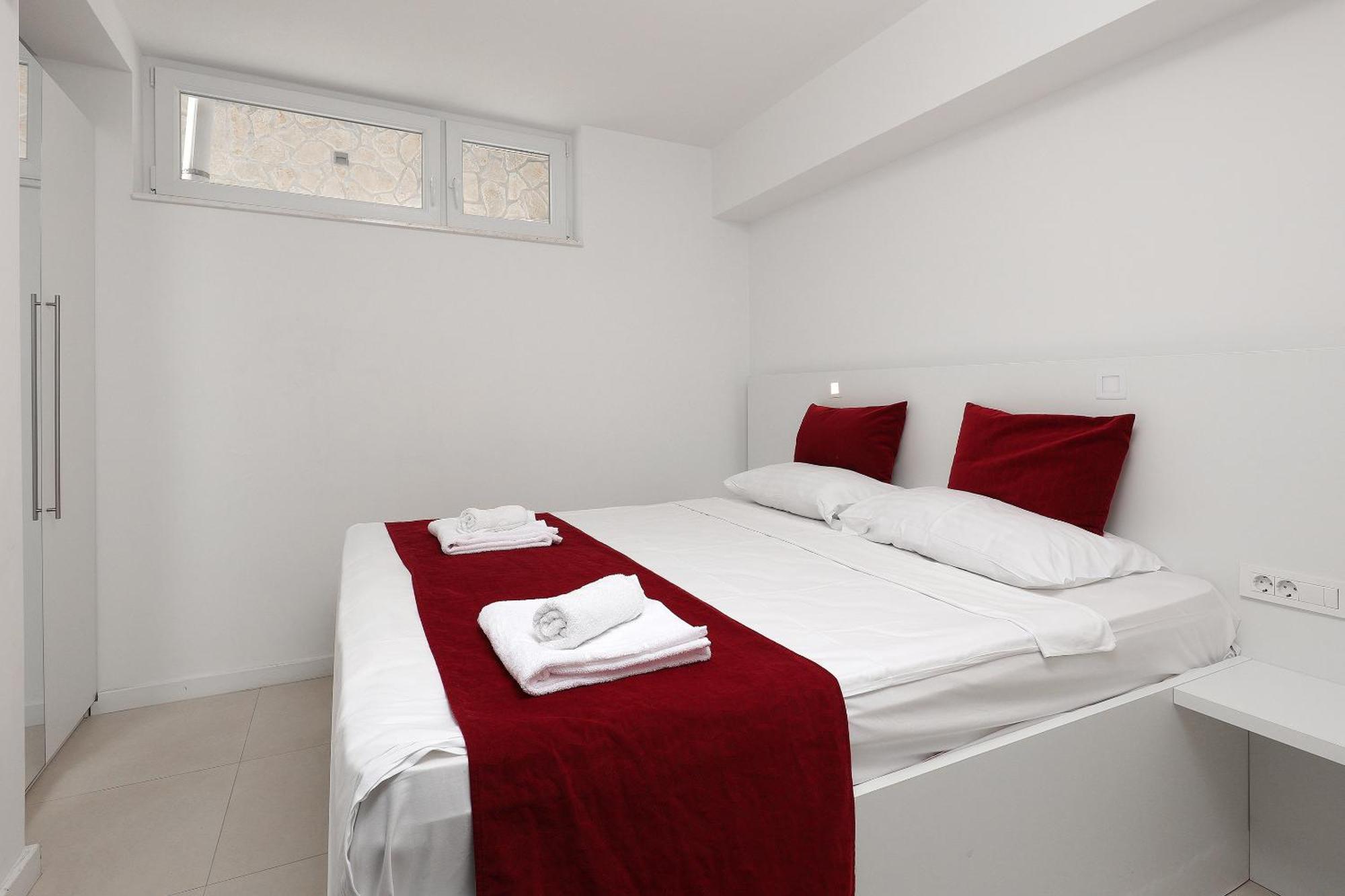 Apartment Residences Bellavista 1 *