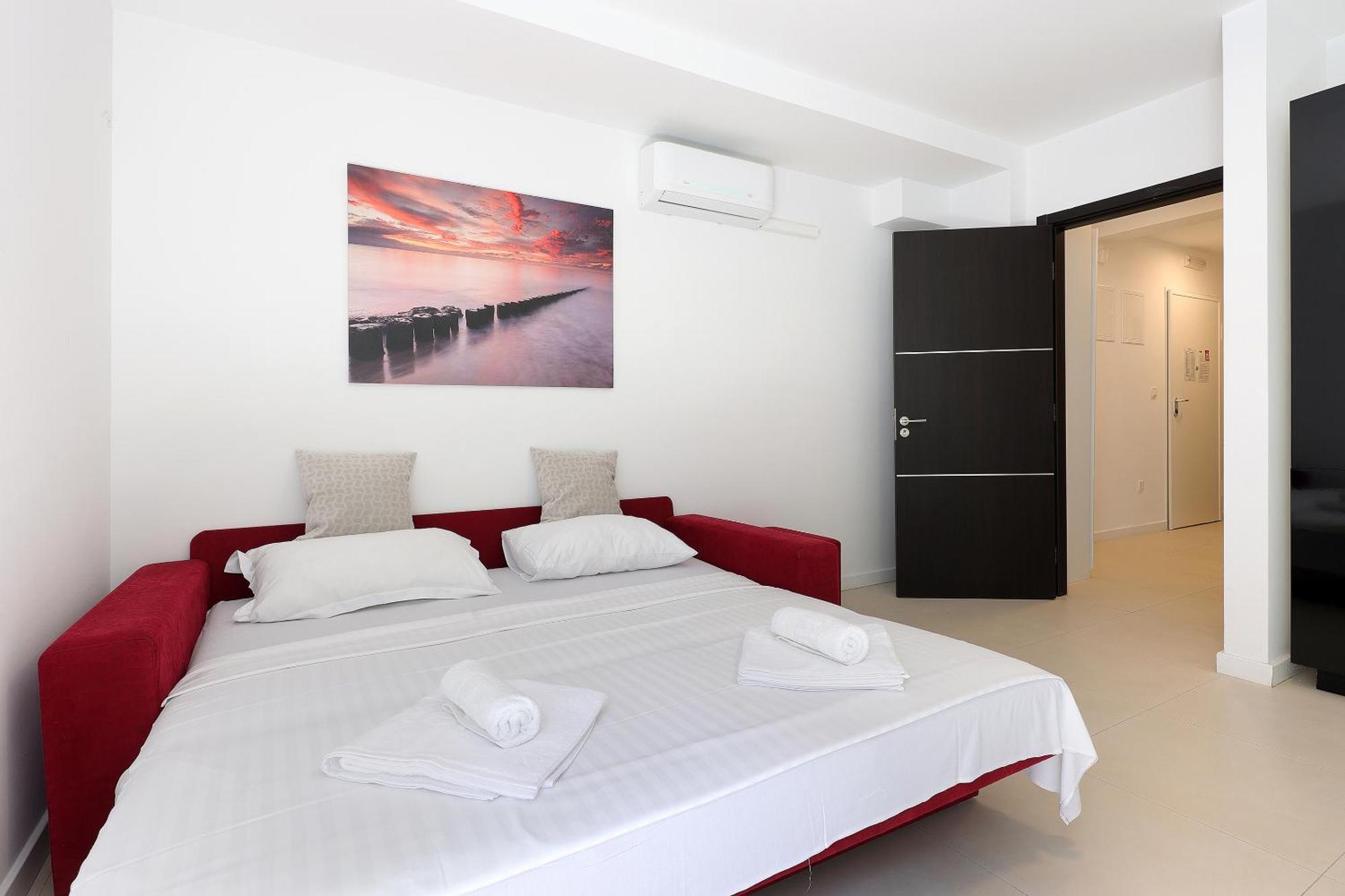Apartment Residences Bellavista 1 *