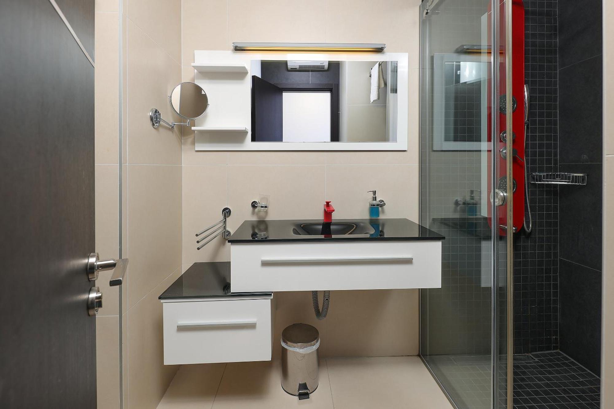 Apartment Residences Bellavista 1 *